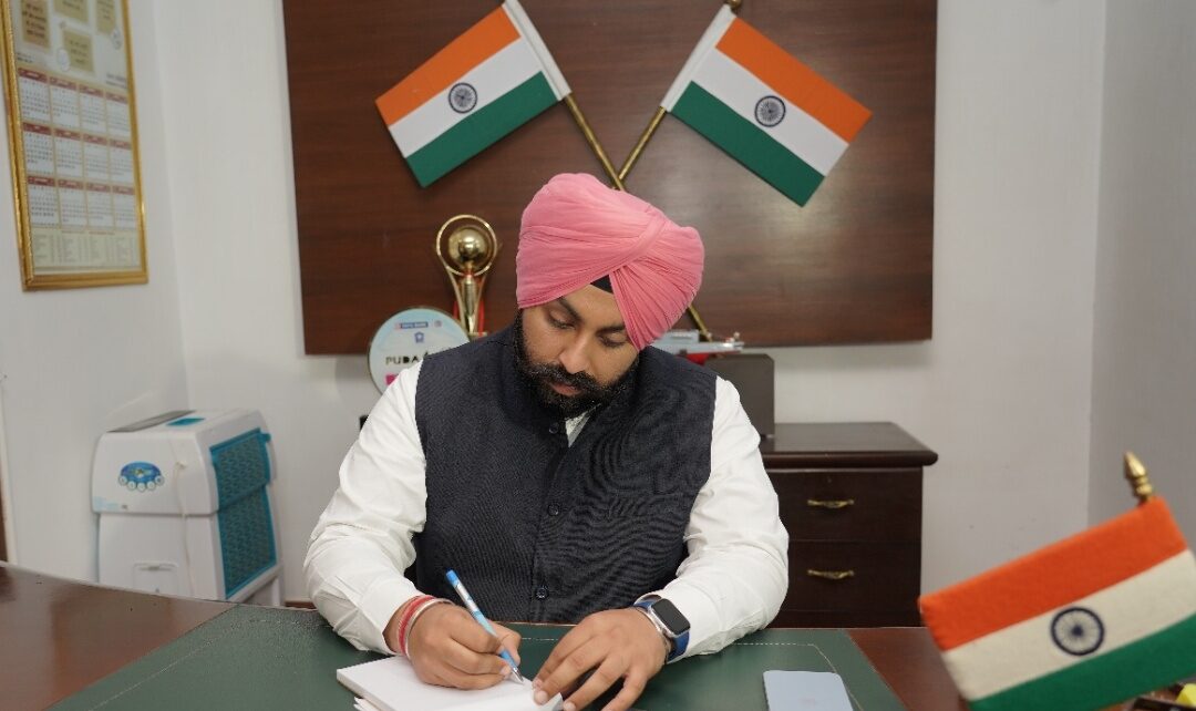 Harjot Singh Bains assumes office as Mines & Geology, Tourism & Cultural  Affairs, Jails and Legal & Legislative Affairs minister - Hello Tricity