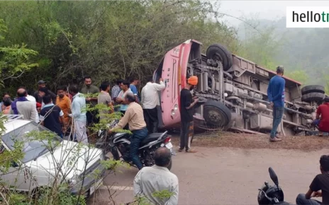 School-Bus-Overturns-in-Pinjore